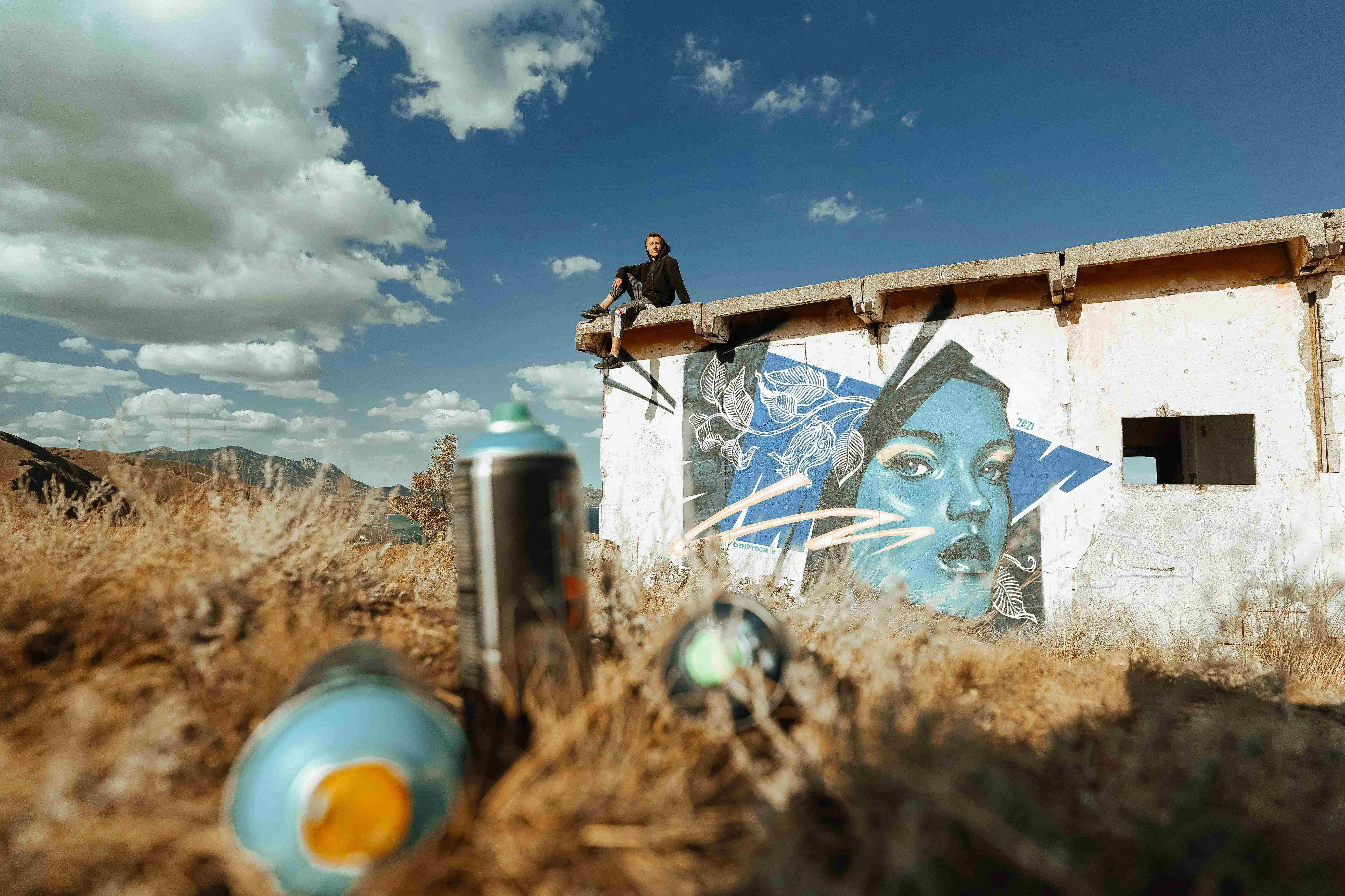 Desert Graffiti Artistic Adventure