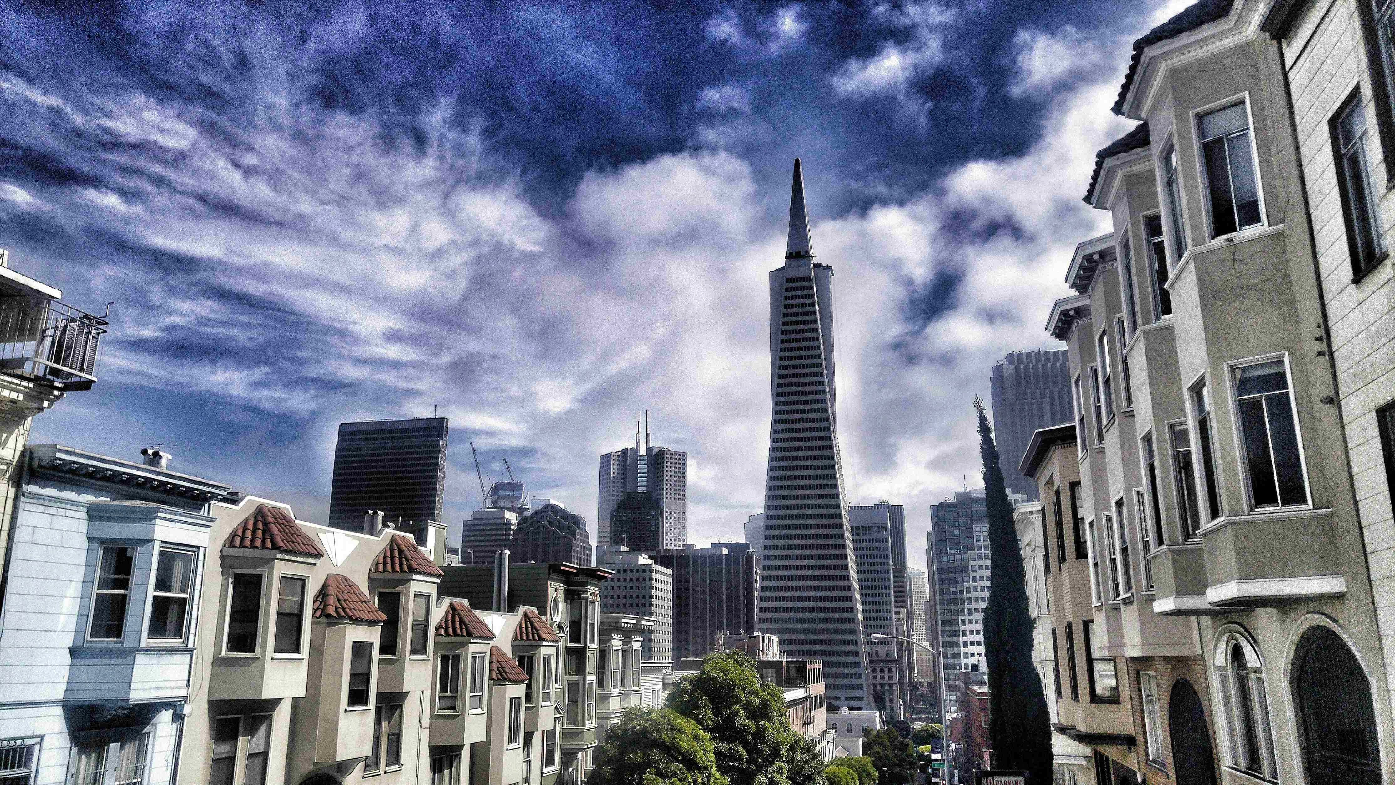 San Francisco Skyline Drama