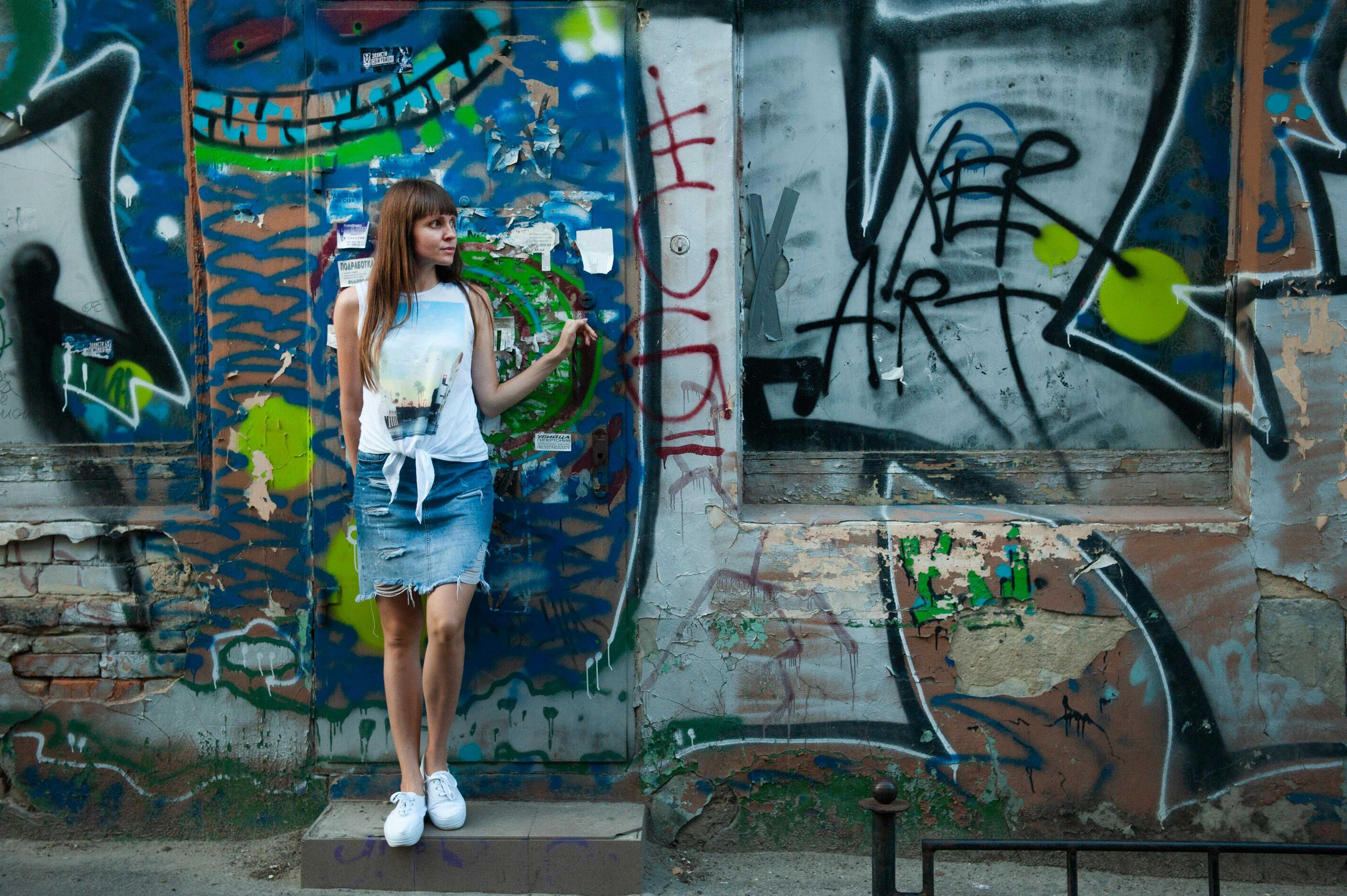 Urban Graffiti Fashion Shoot