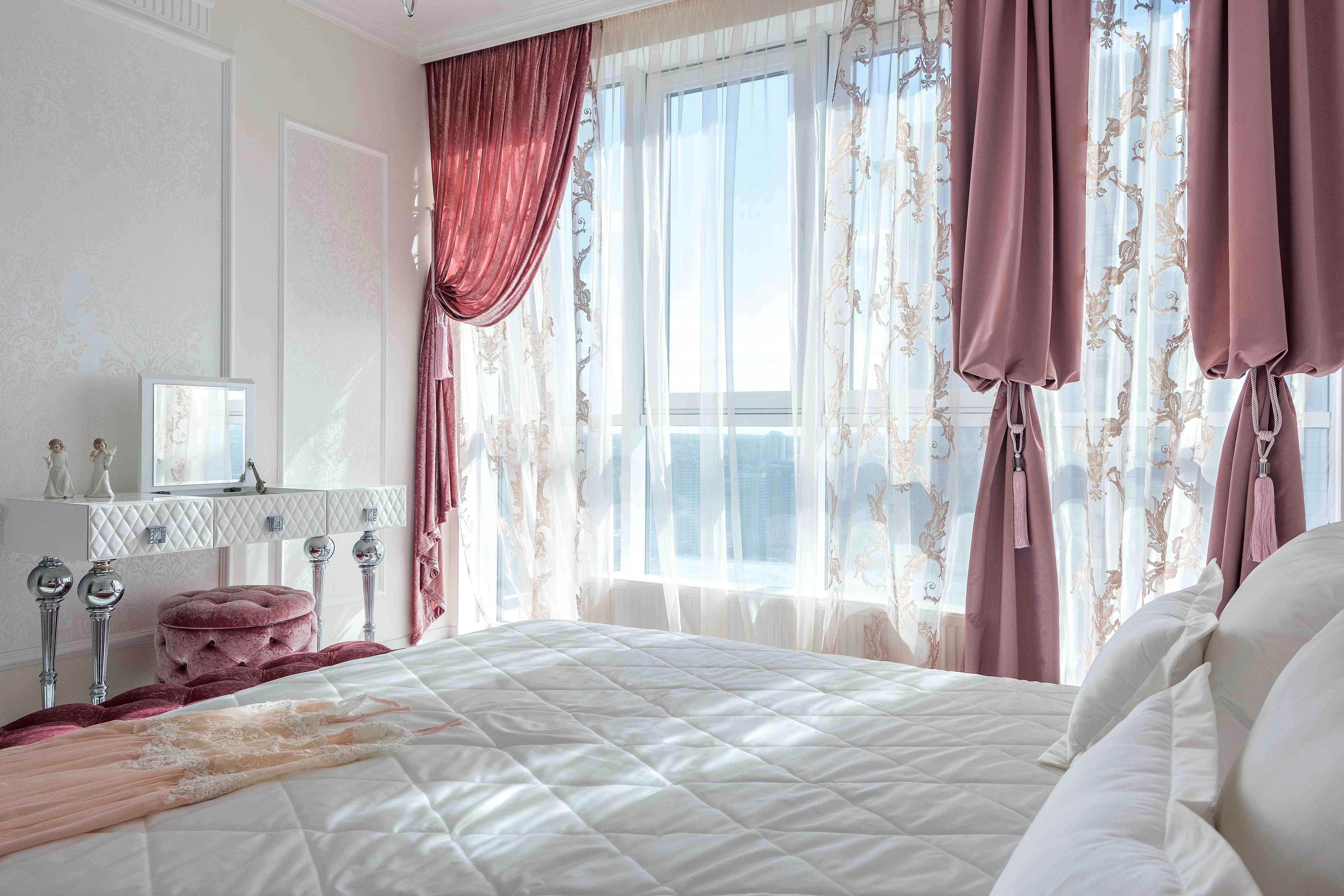 Elegant Feminine Bedroom Interior Elegant Feminine Bedroom Interior