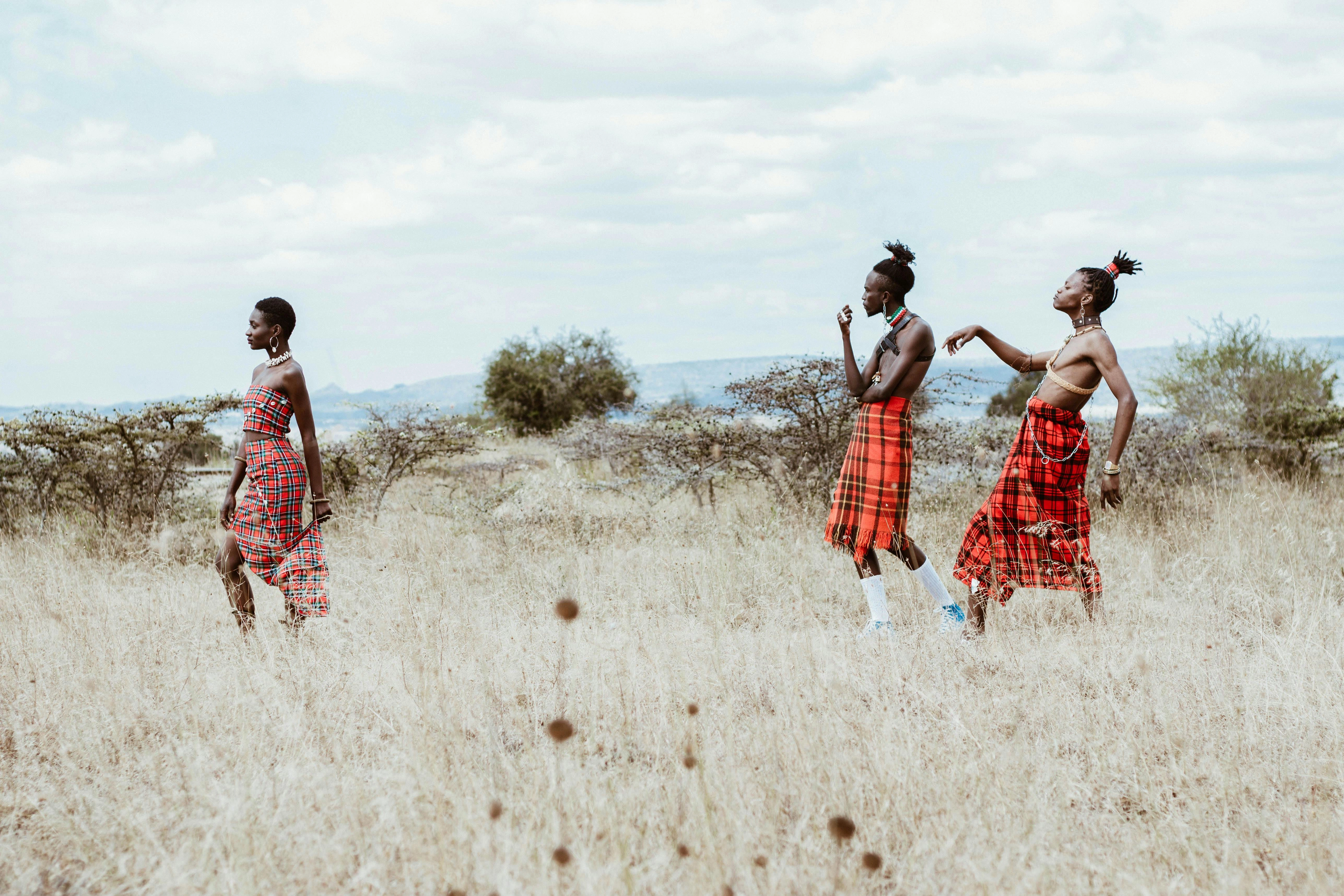 African Women in Traditional Dress African Women in Traditional Dress