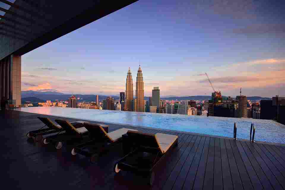 Luxurious Rooftop Pool Skyline Luxurious Rooftop Pool Skyline
