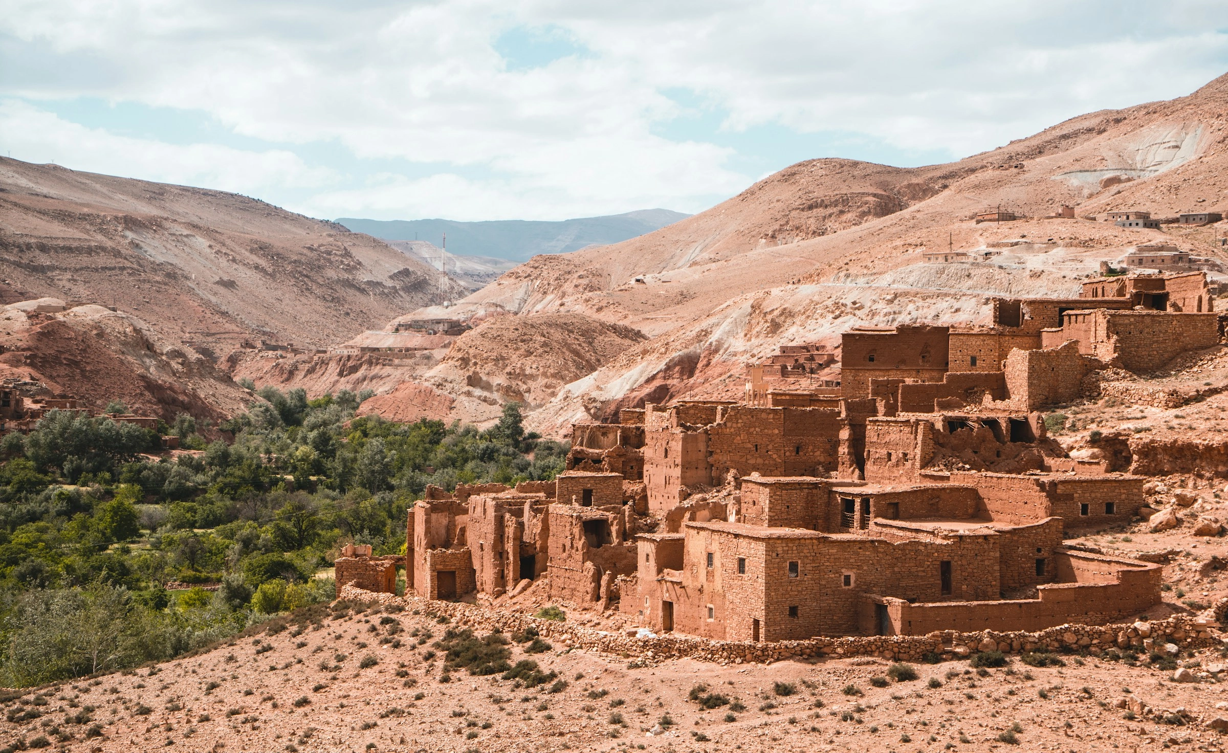 Ancient Desert Cliff Village Ancient Desert Cliff Village