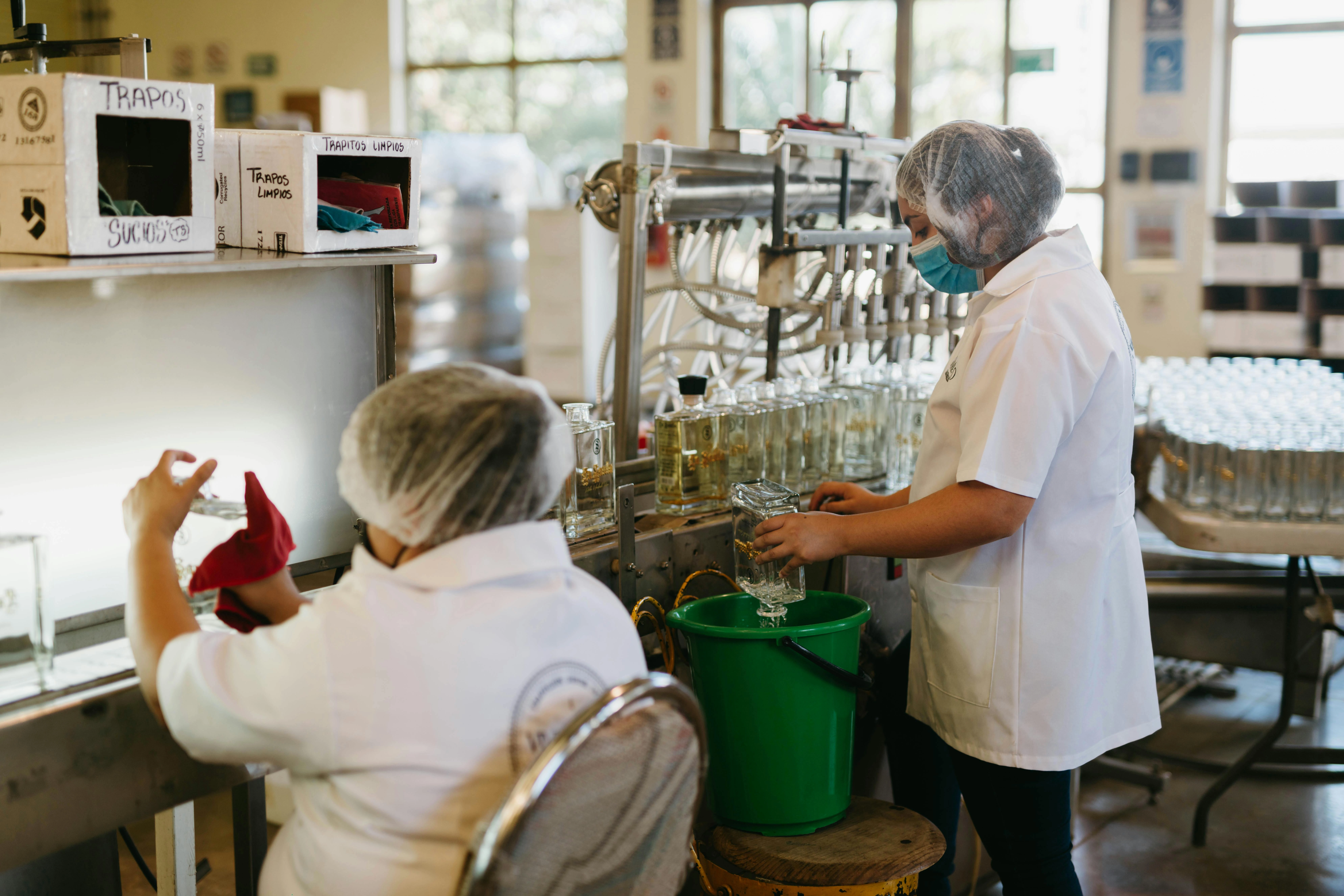 Perfume bottling production line Perfume bottling production line