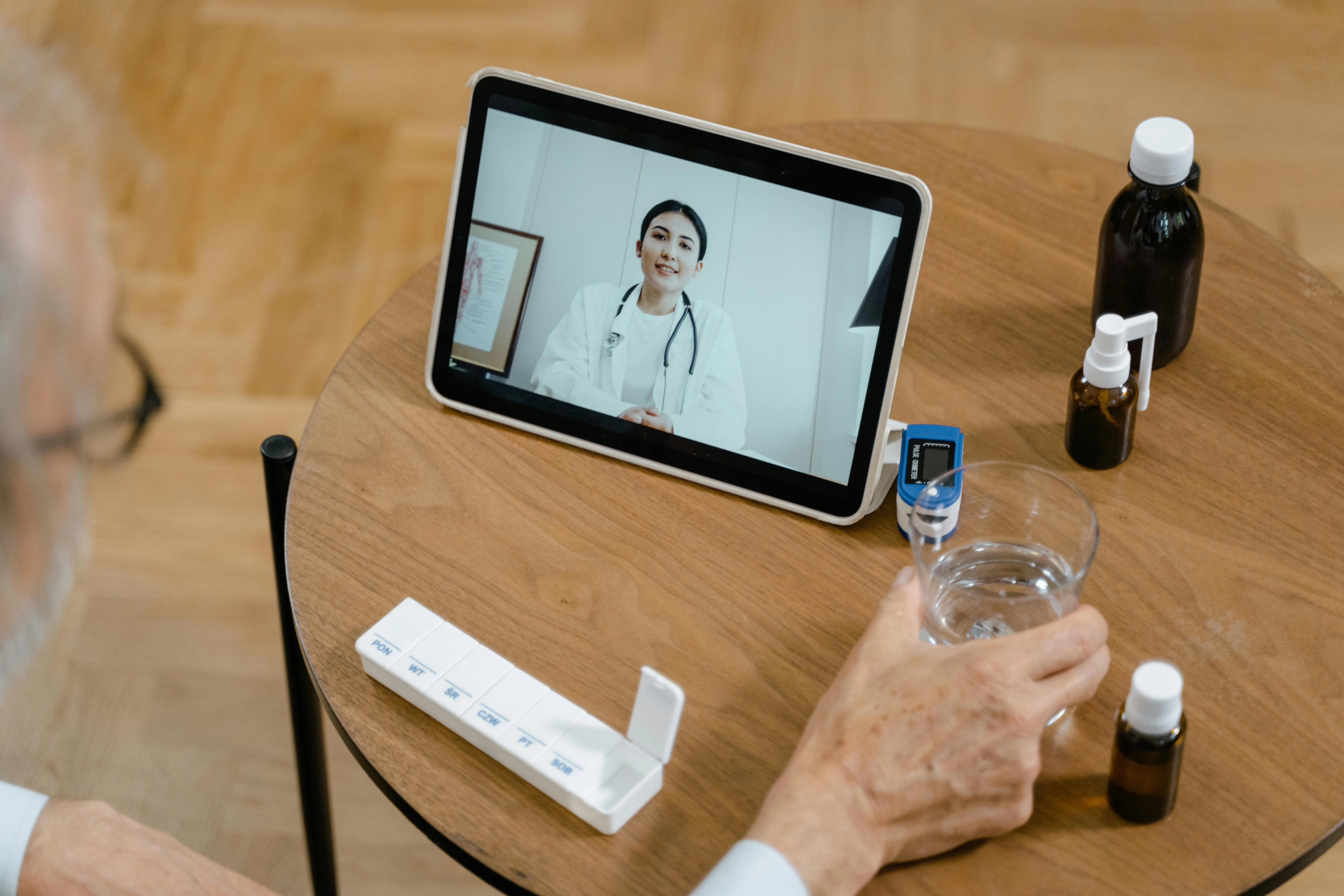 Telemedicine consultation with doctor