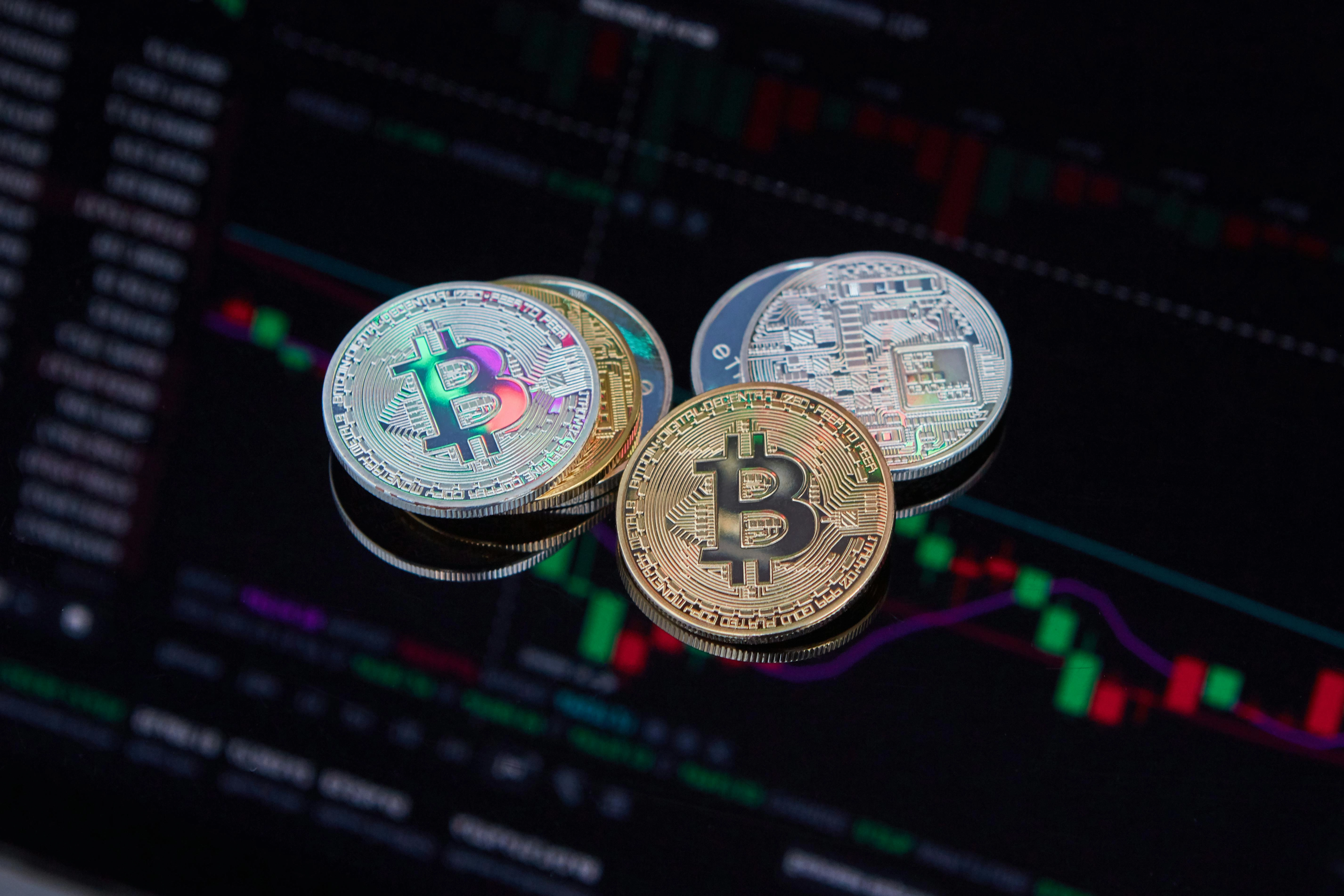 Cryptocurrency and Trading Charts Cryptocurrency and Trading Charts