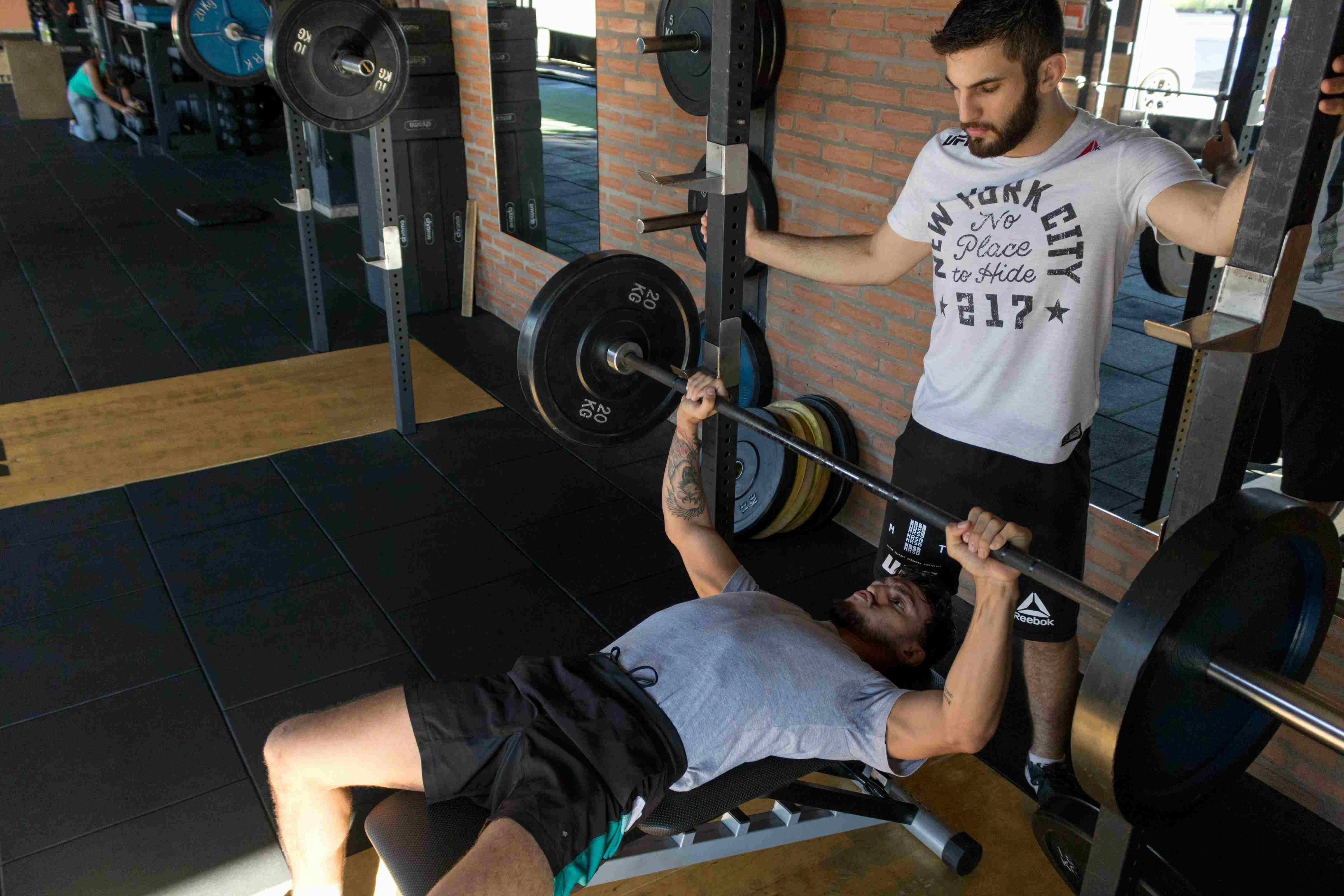Gym Workout Partner Spotting Gym Workout Partner Spotting