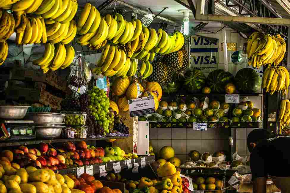 Vibrant Tropical Fruit Market Vibrant Tropical Fruit Market