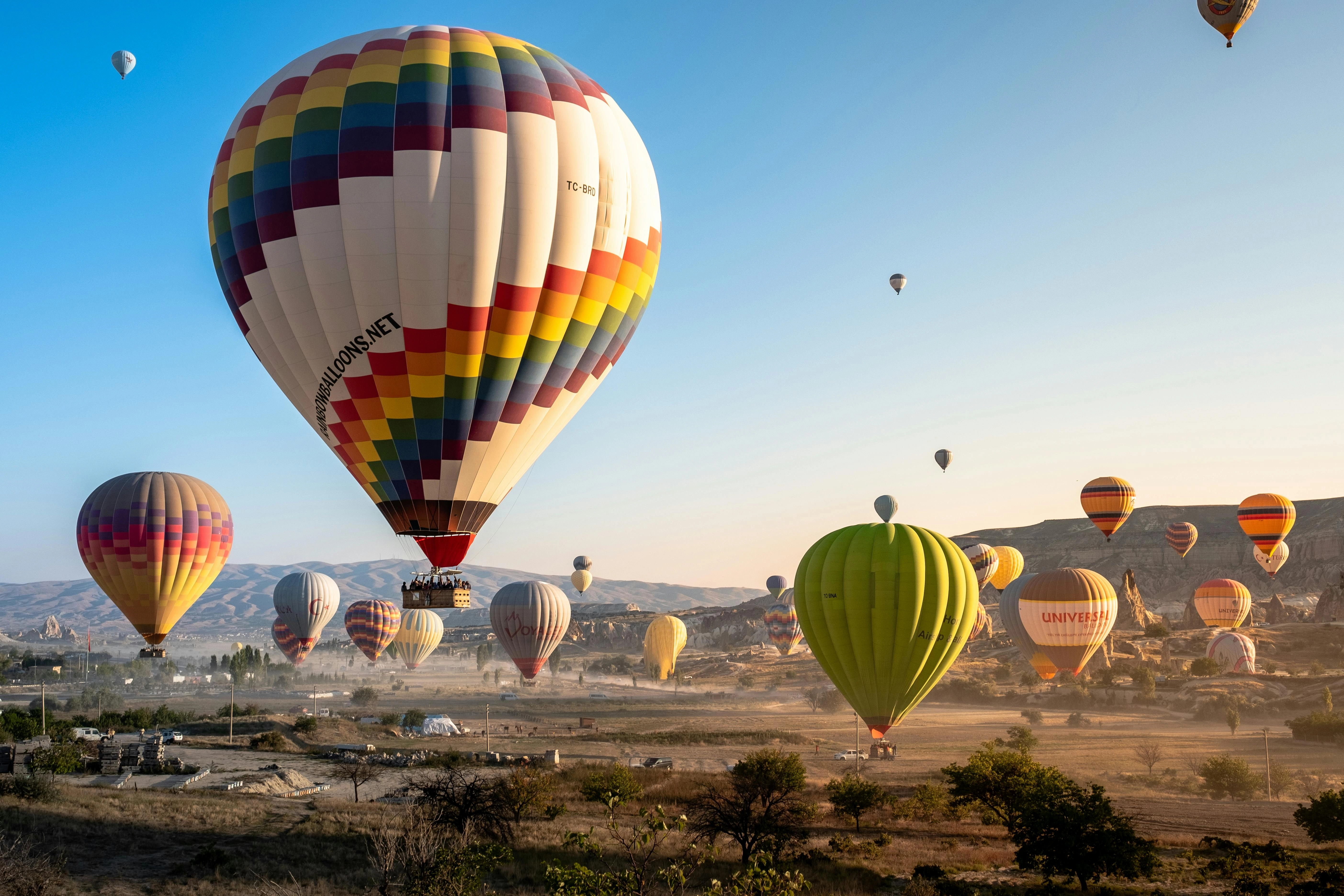 Vibrant Hot Air Balloons Vibrant Hot Air Balloons