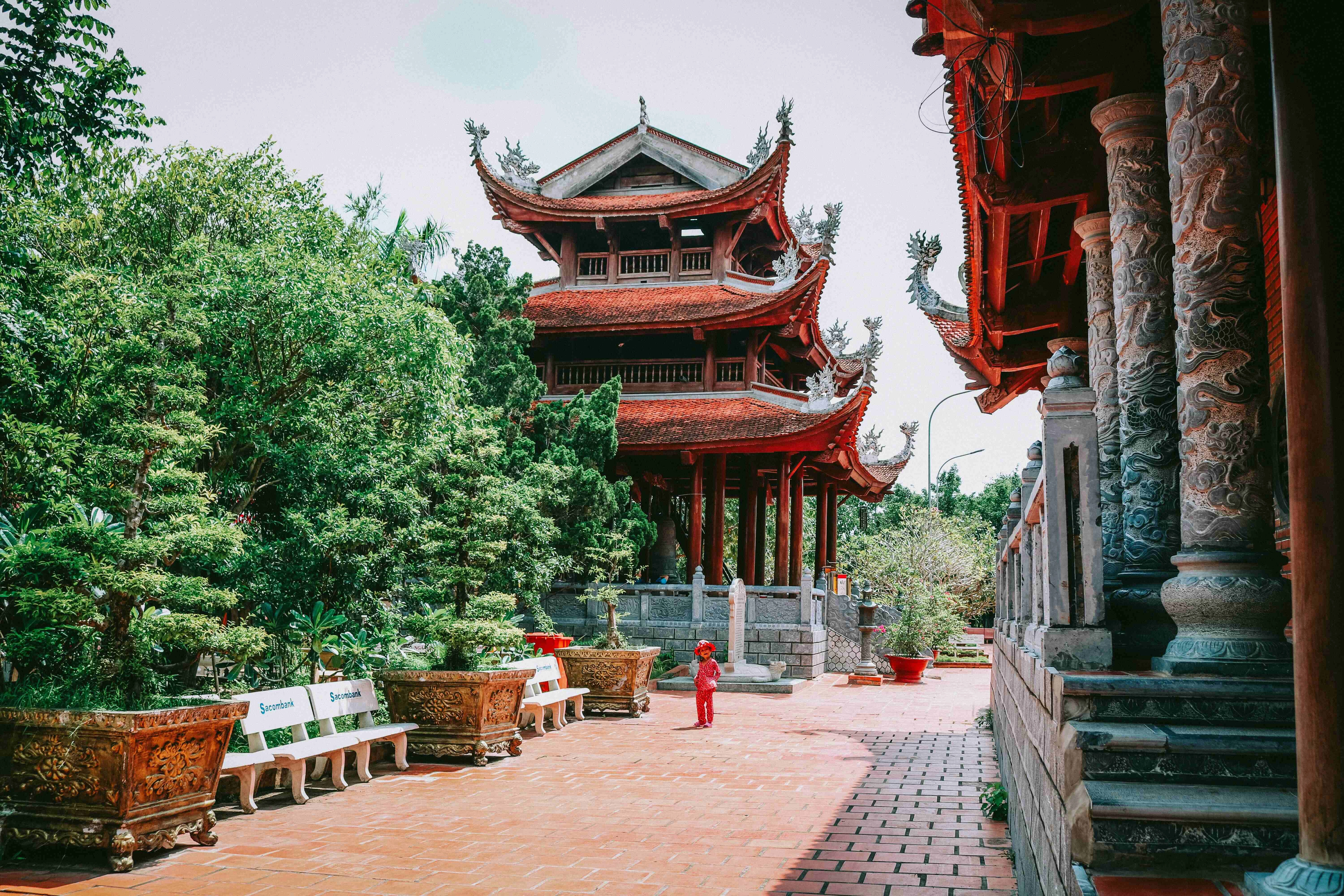 Chinese Temple Garden Courtyard