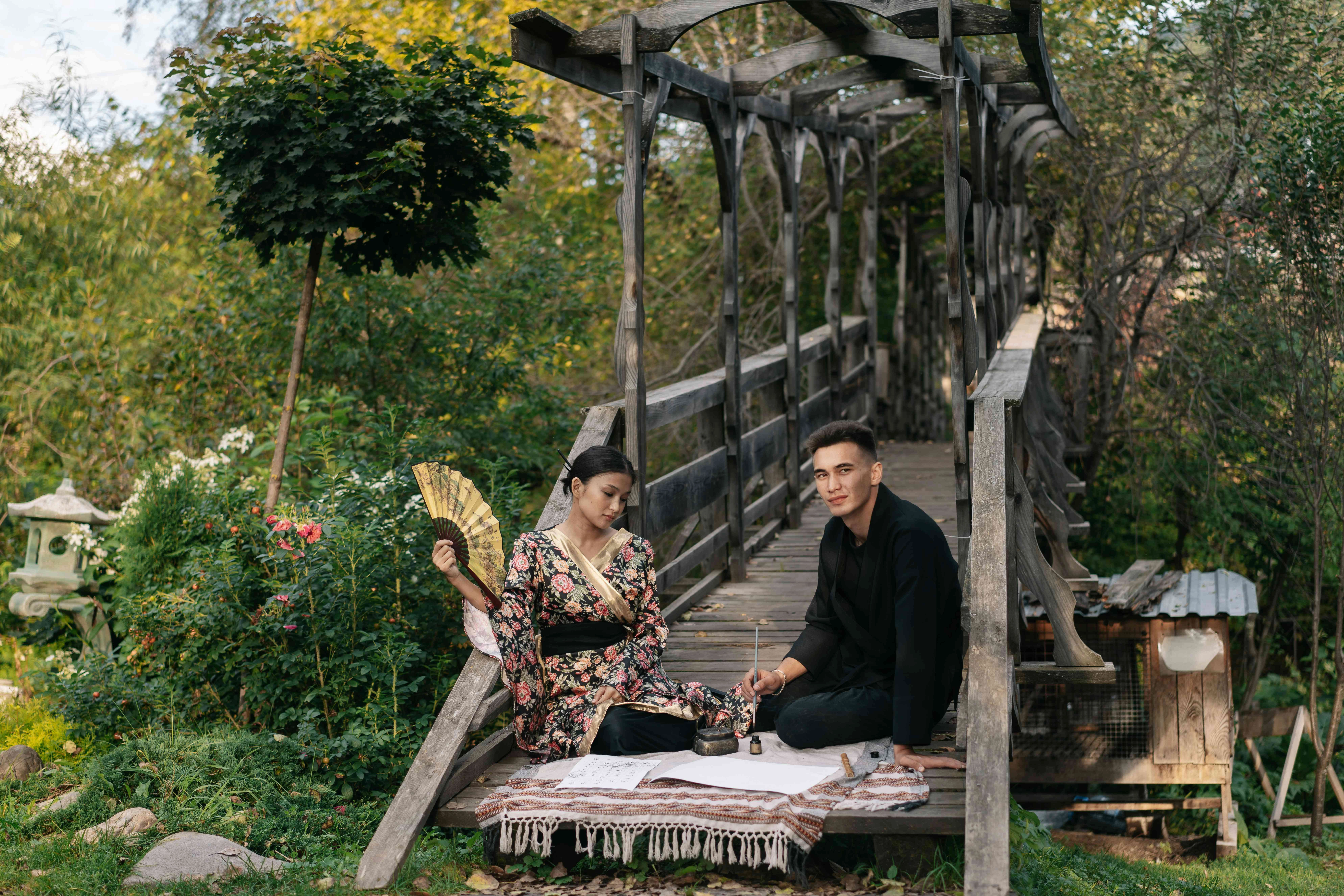 Cultural Garden Bridge Encounter