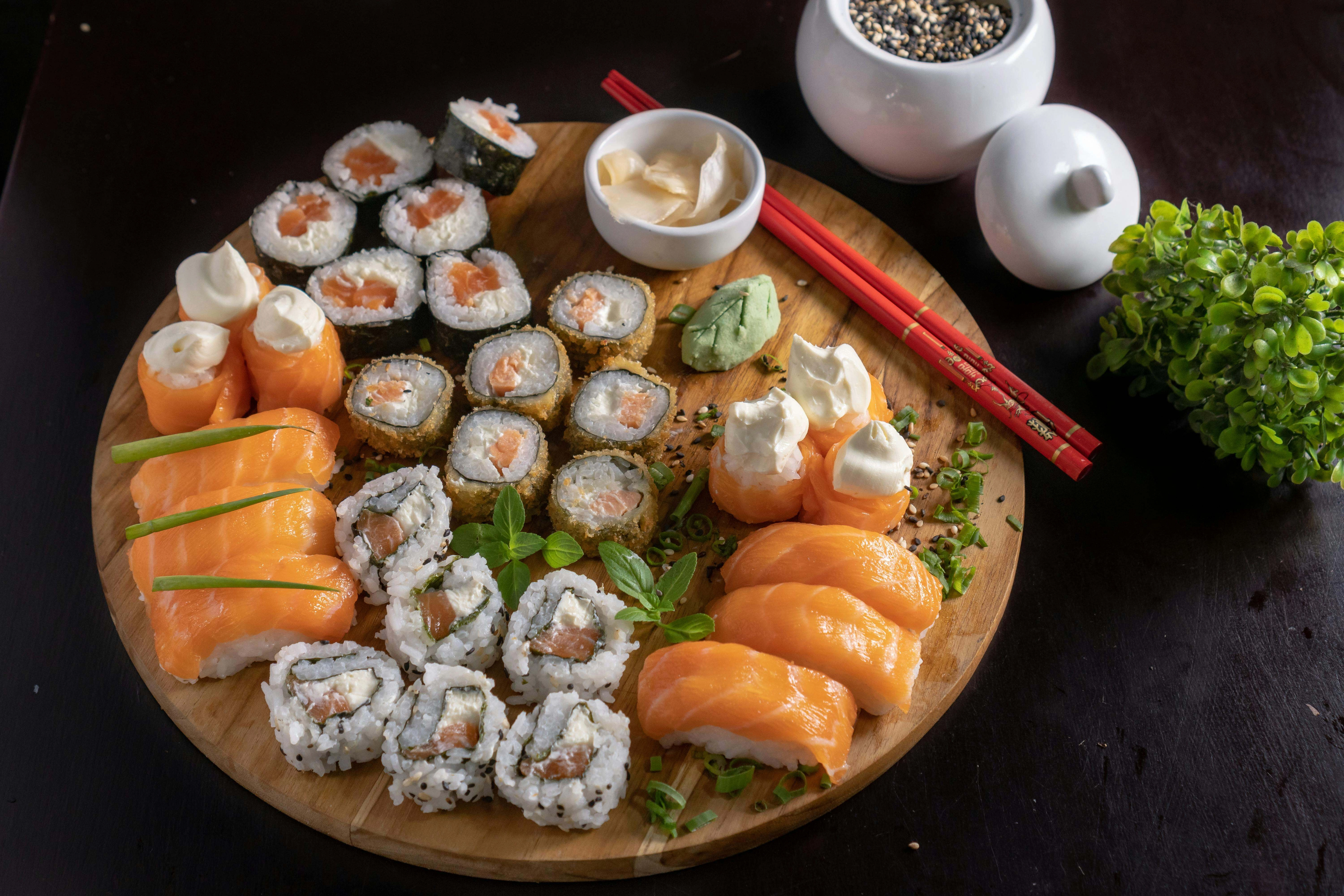 Gourmet Sushi Platter Presentation Gourmet Sushi Platter Presentation