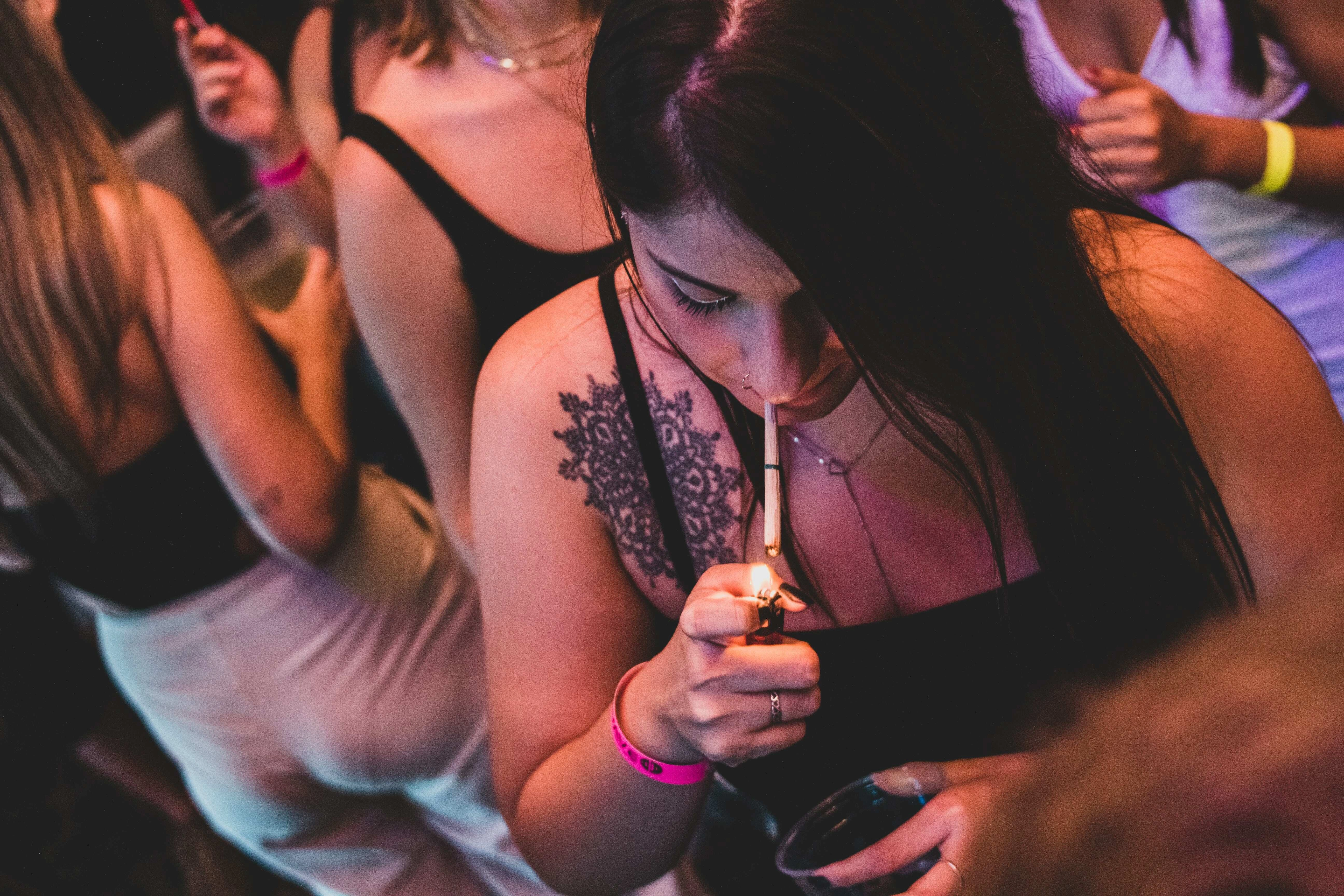 Nightclub Cigarette Lighting Scene Nightclub Cigarette Lighting Scene