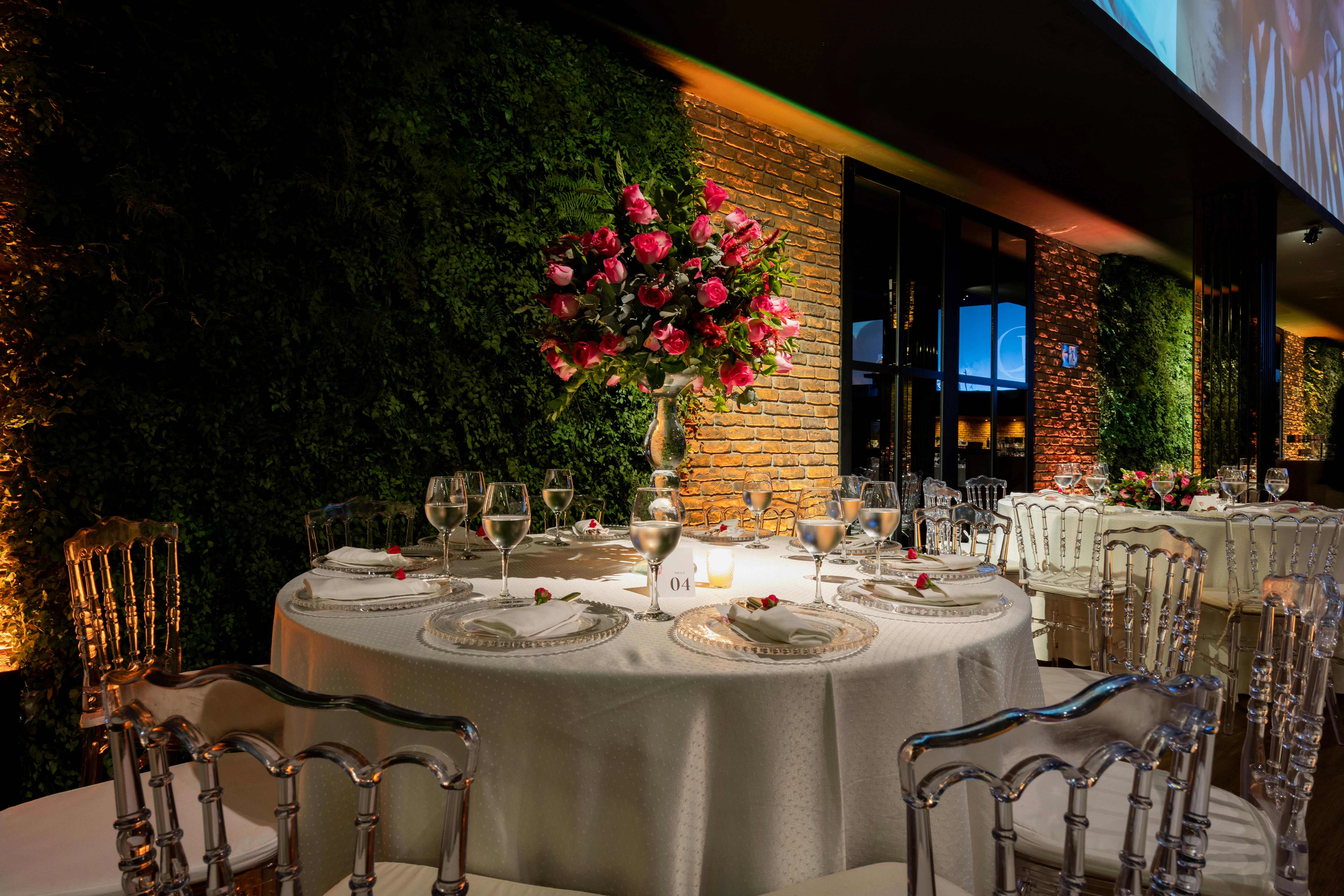 Elegant Wedding Reception Table
