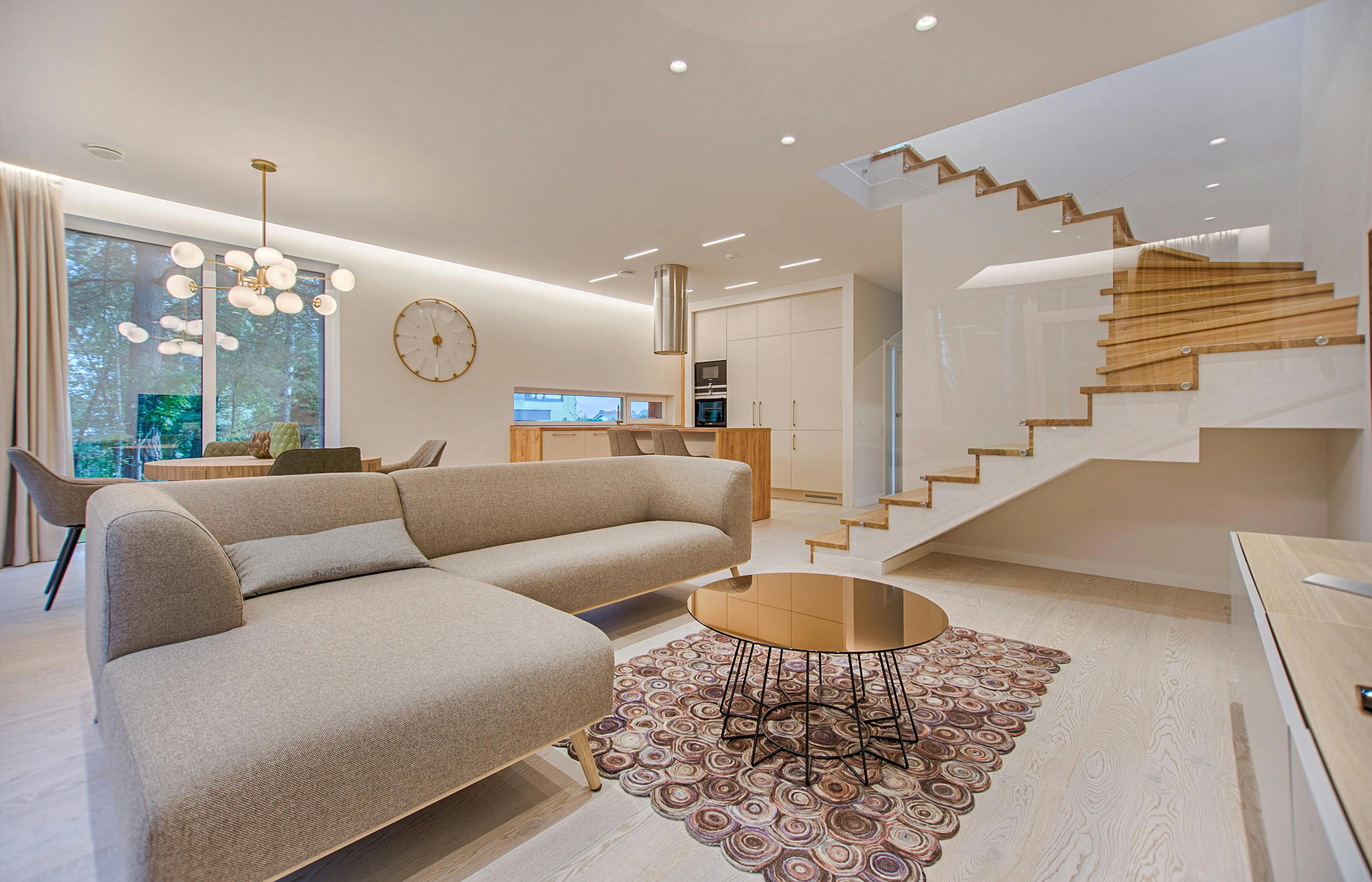 Modern Luxurious Open-Plan Living Modern Luxurious Open-Plan Living