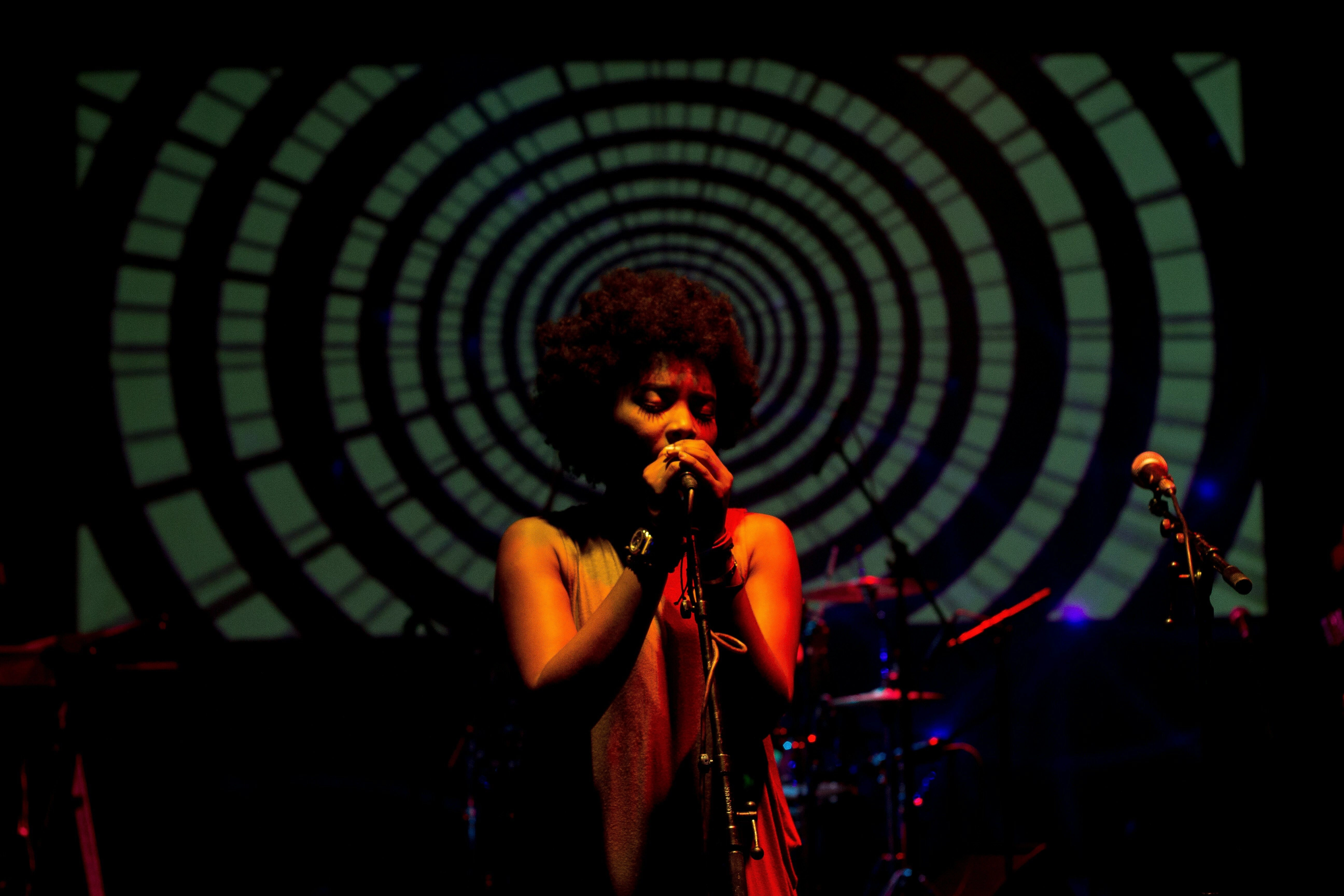 Soulful Singer in Spotlight Soulful Singer in Spotlight