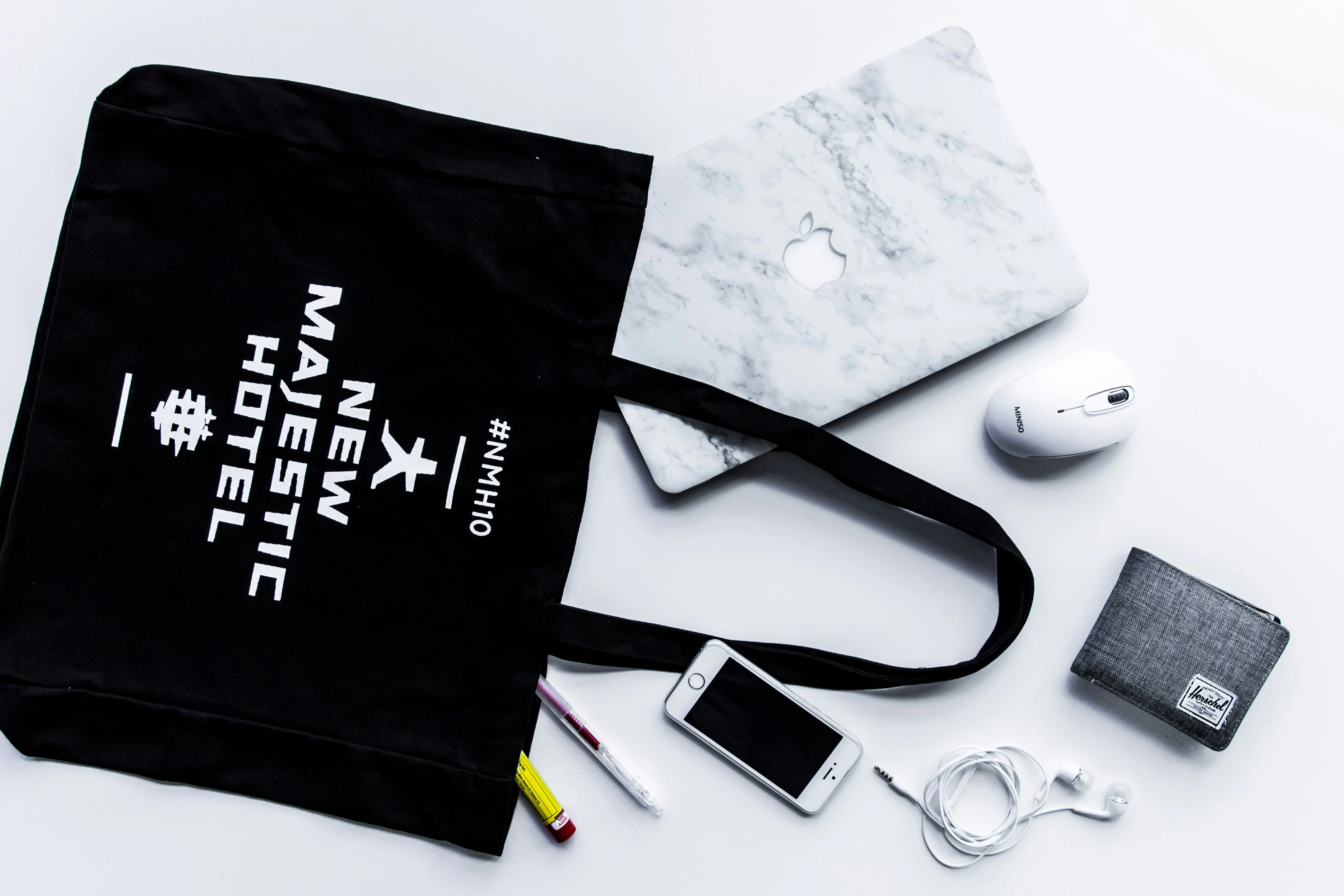 Modern Monochrome Tech Essentials Modern Monochrome Tech Essentials
