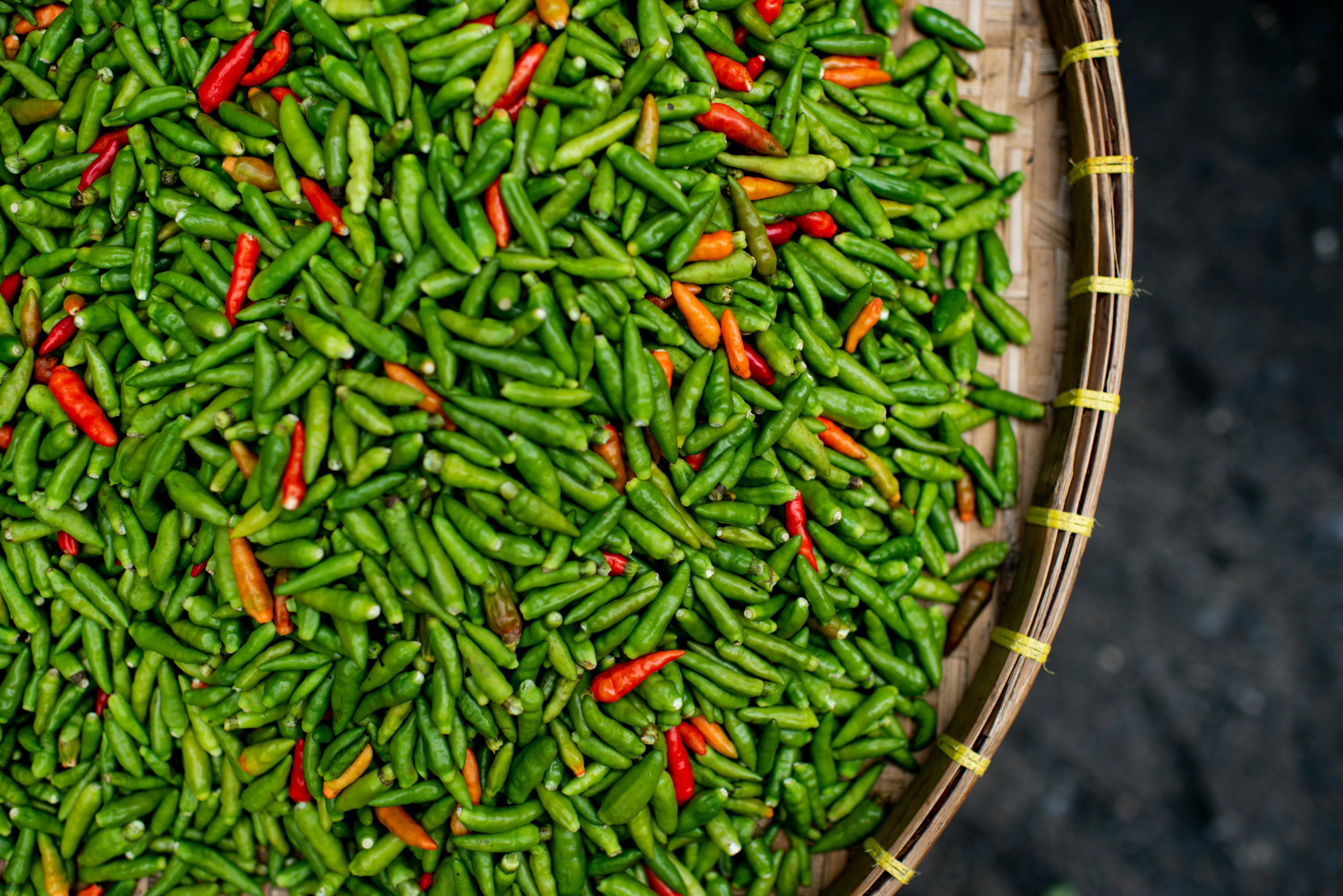 Vibrant Green Chili Peppers Vibrant Green Chili Peppers