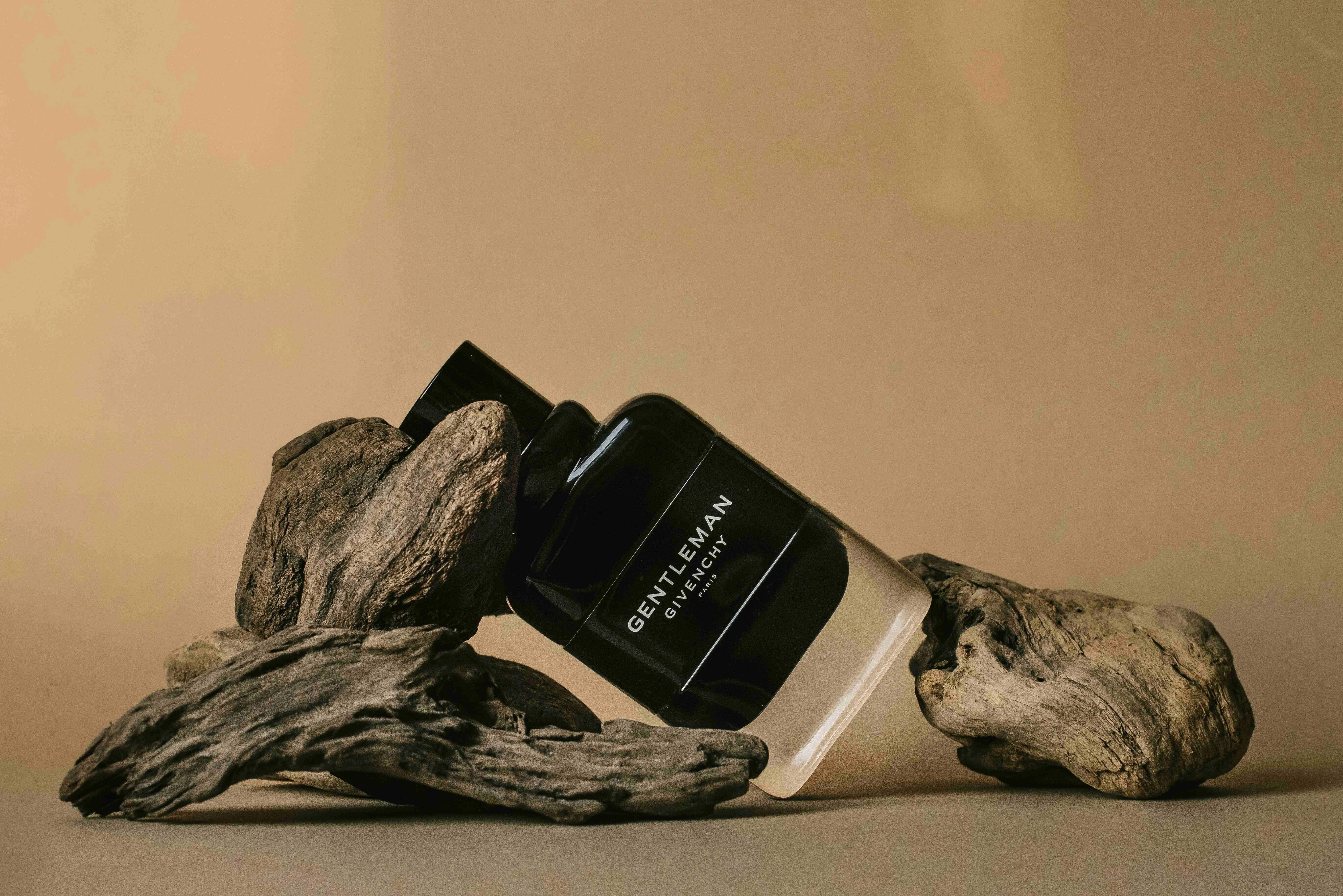 Gentleman Fragrance on Driftwood Gentleman Fragrance on Driftwood