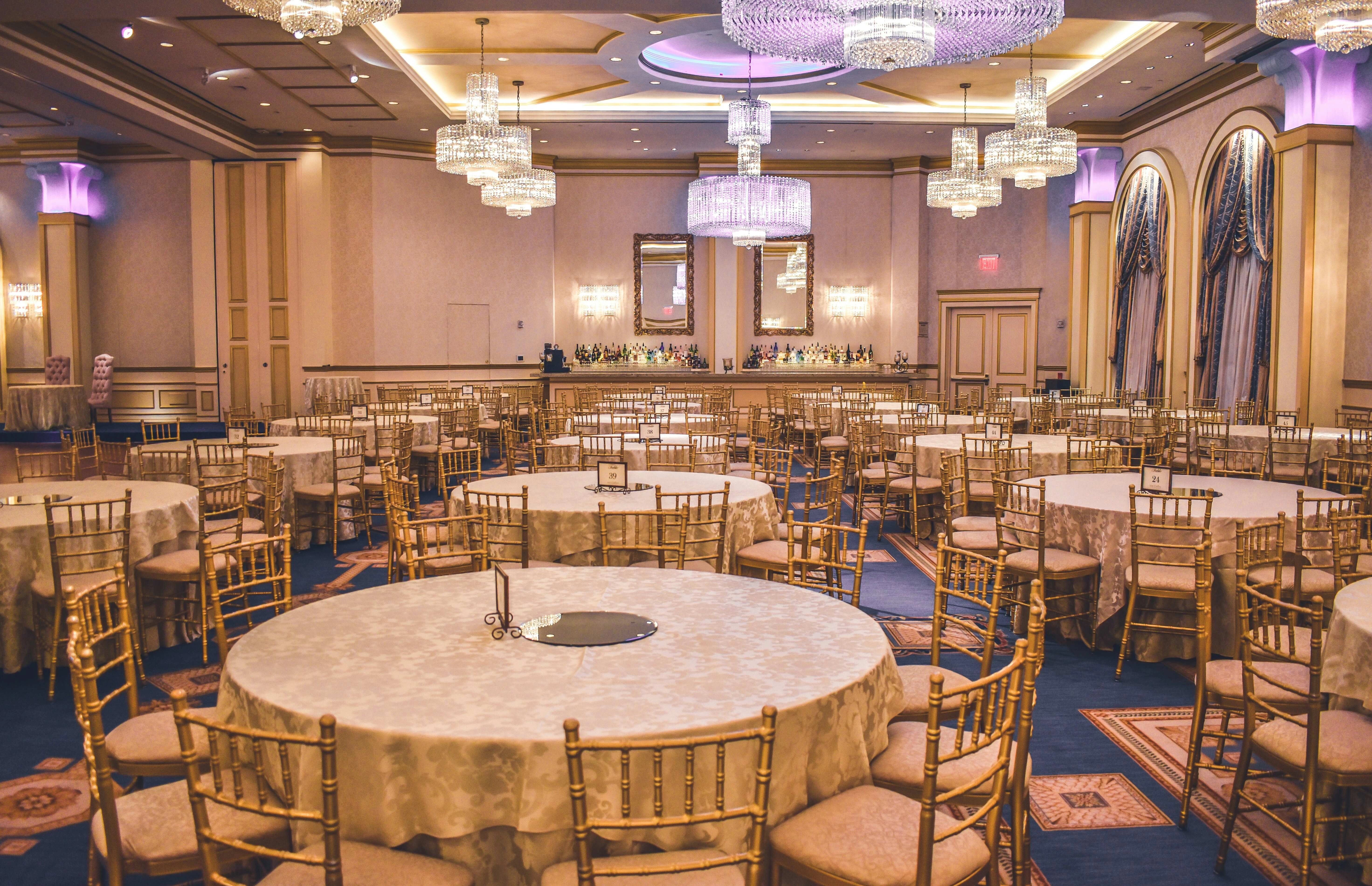 Luxurious Ballroom Event Setup