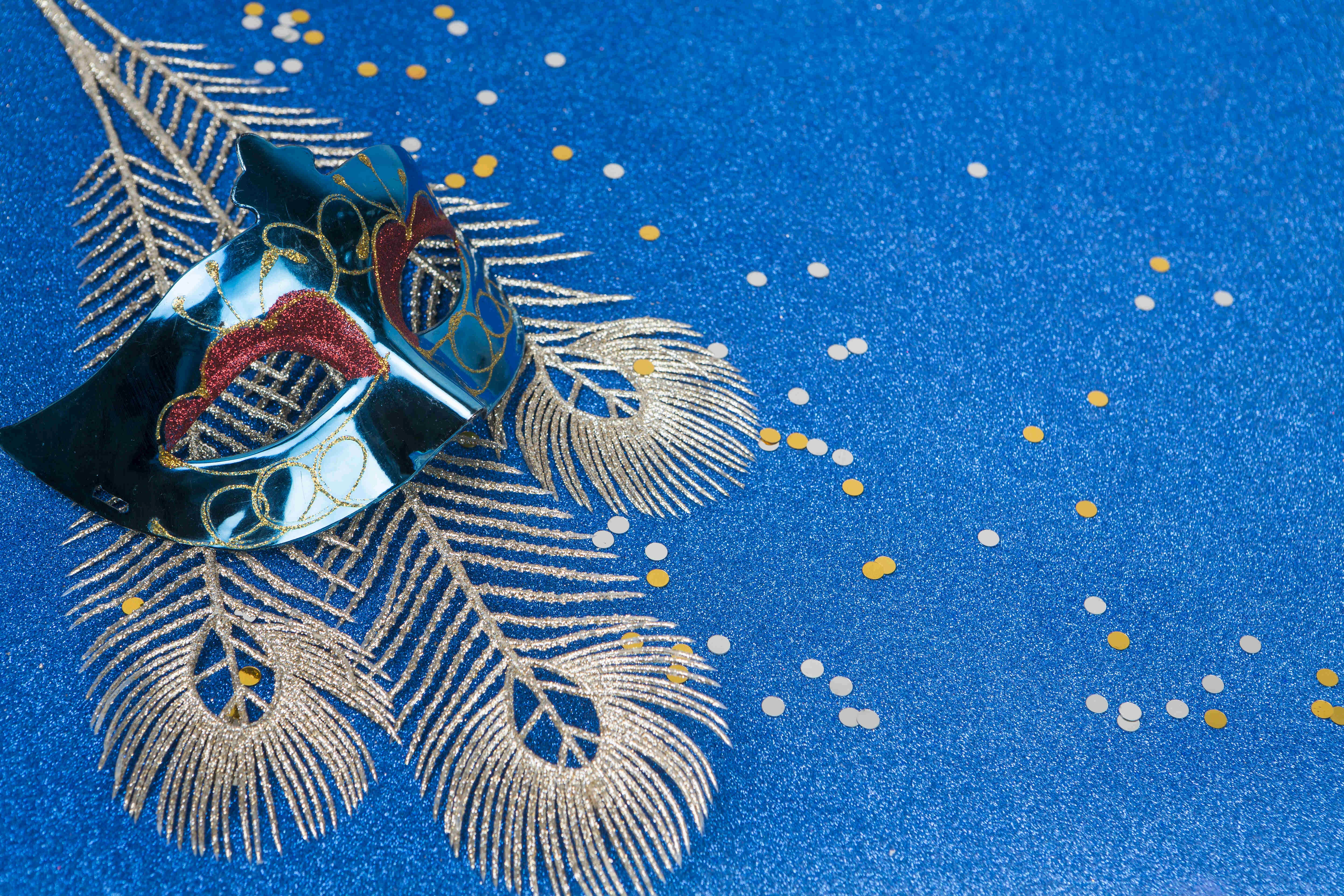 Masquerade Feather New Year