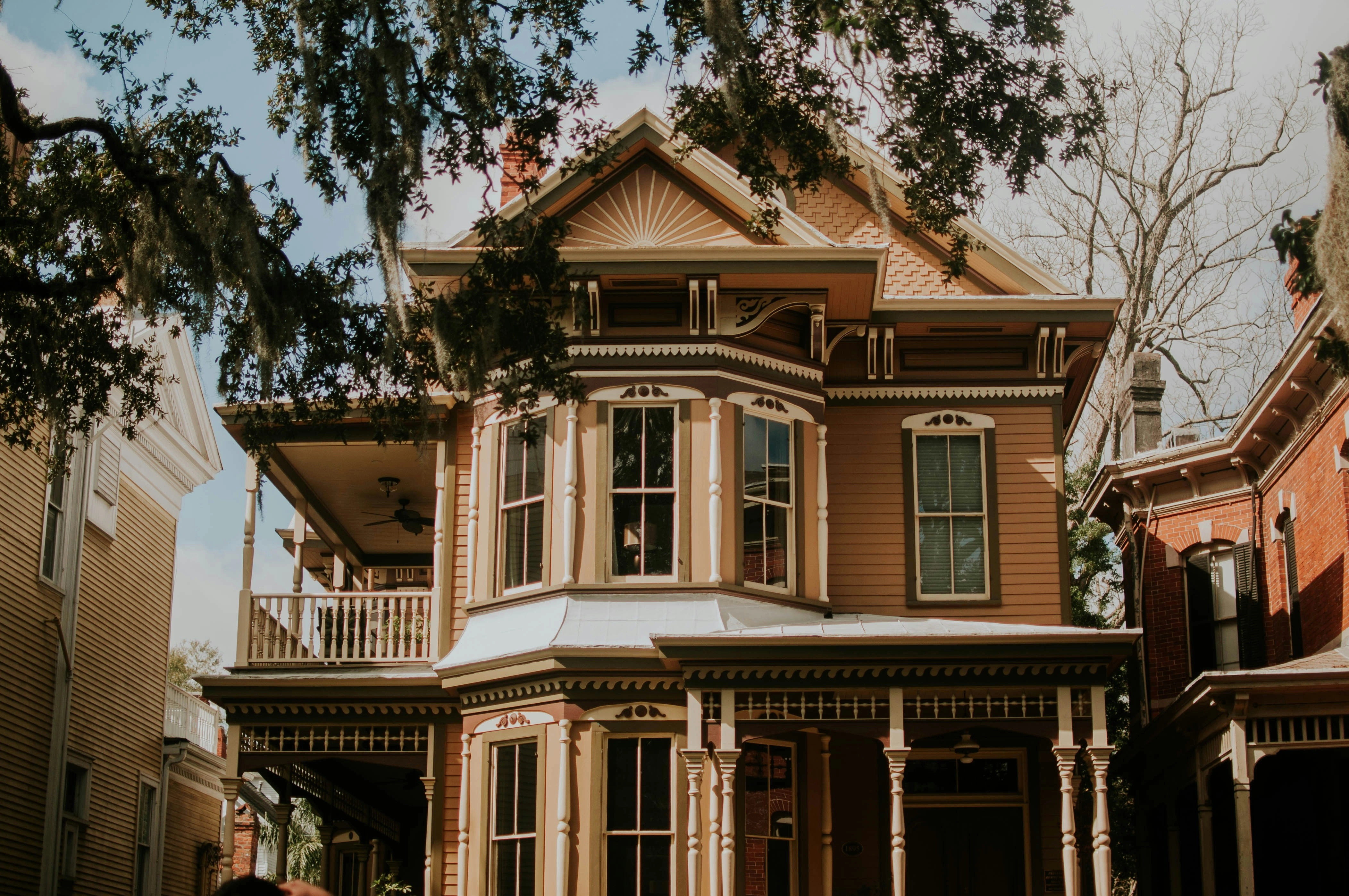 Victorian Southern Charm House Victorian Southern Charm House
