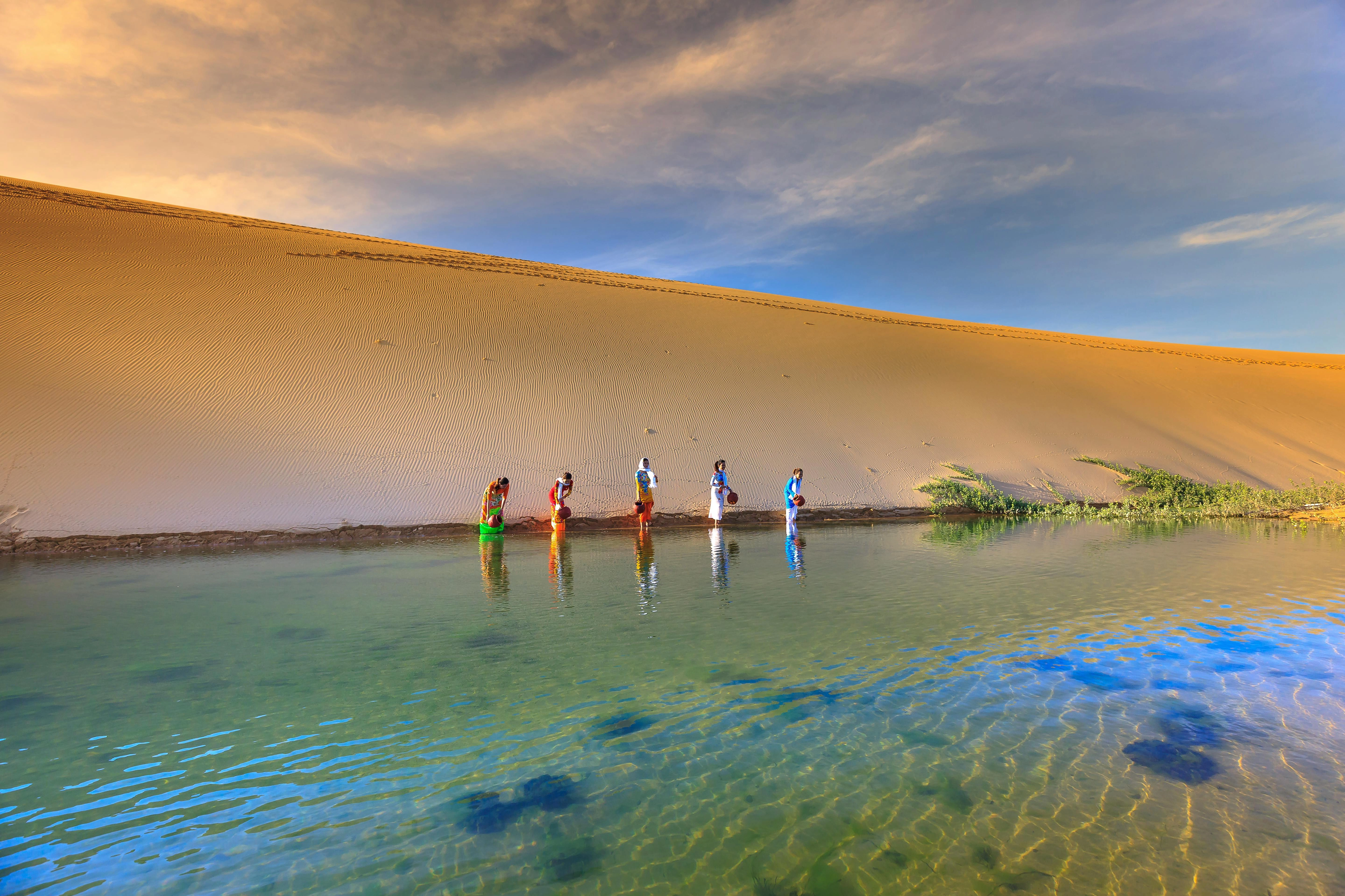 Desert Oasis Reflection Desert Oasis Reflection