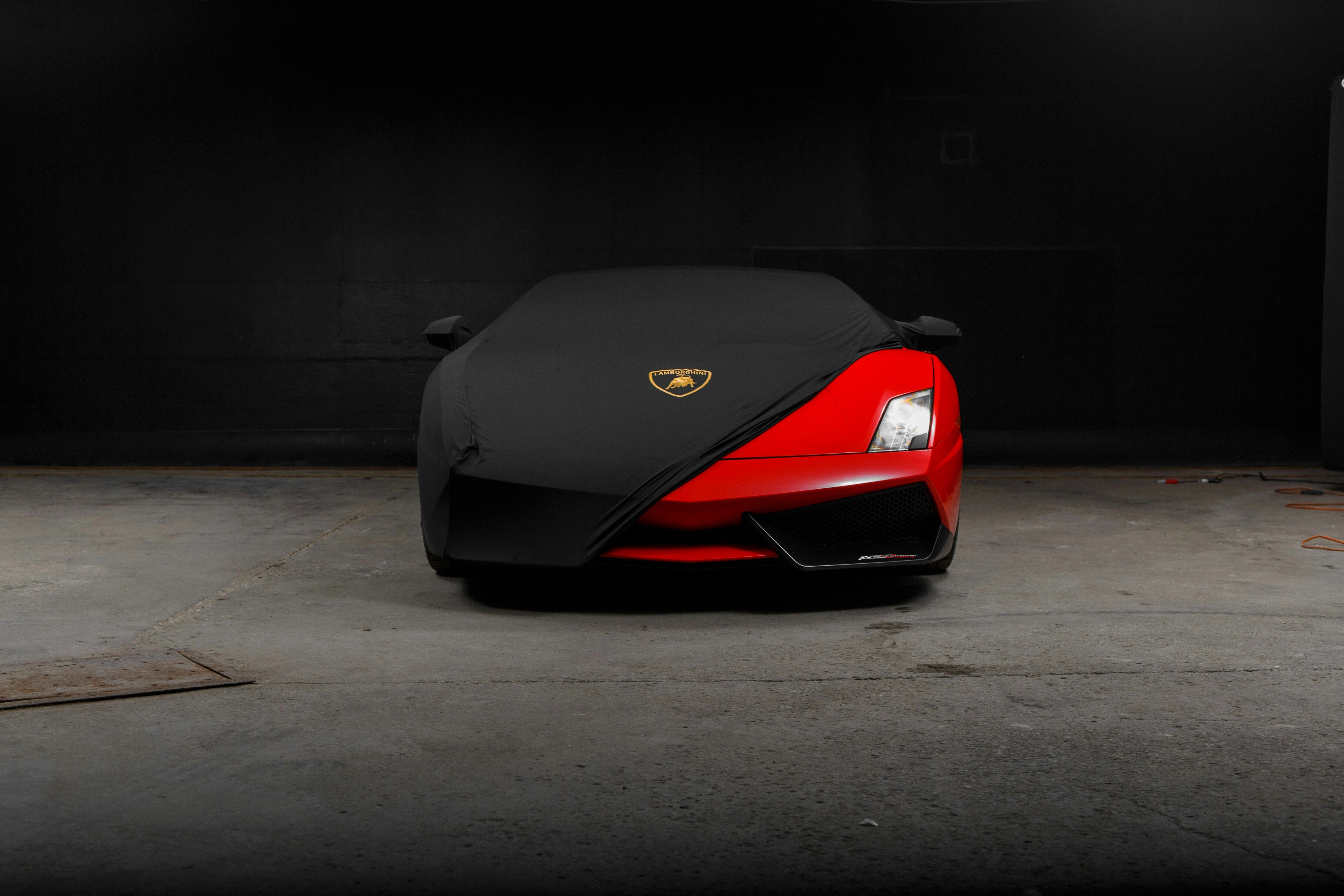 Veiled Lamborghini, Teasing Reveal