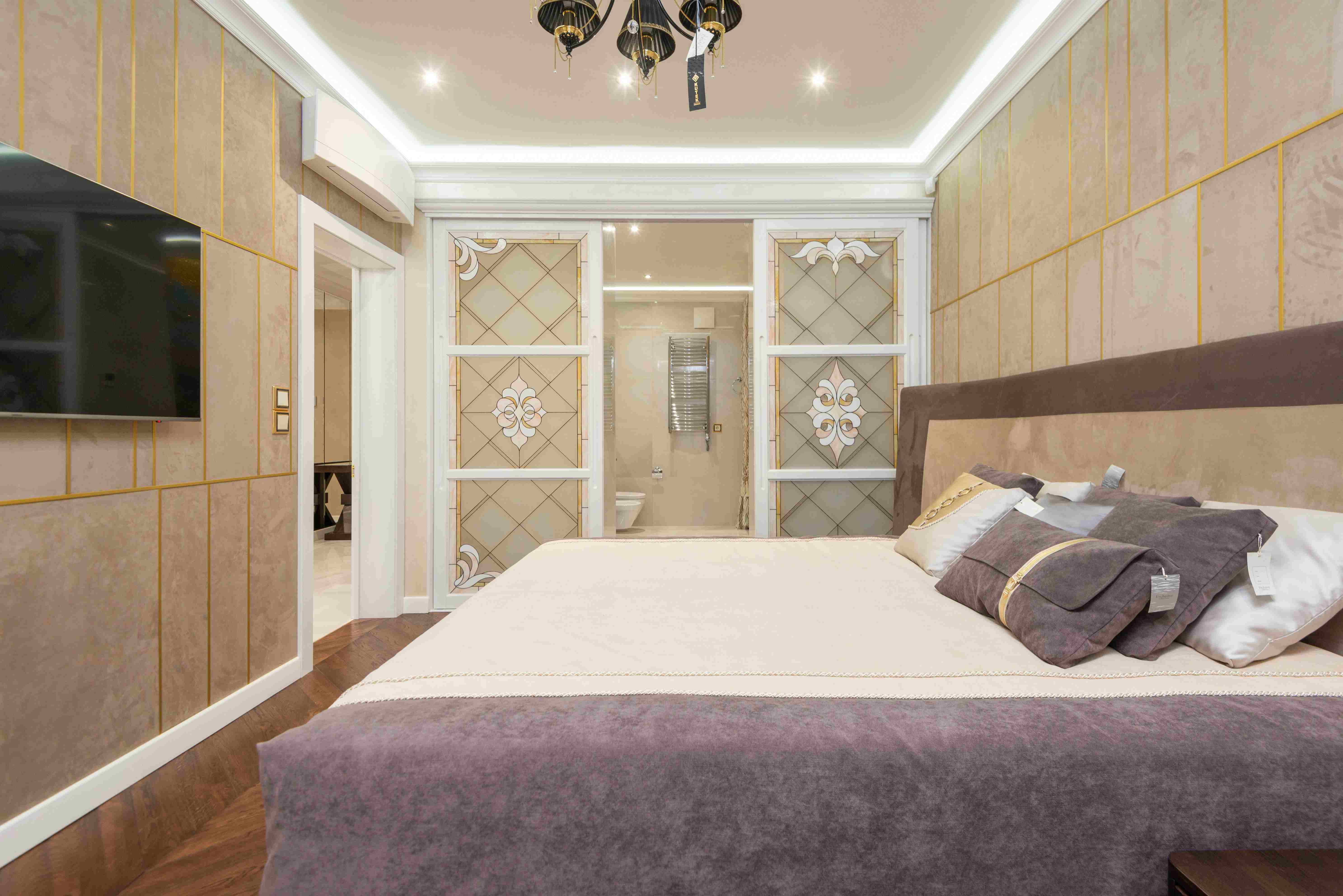 Luxurious Modern Bedroom Suite