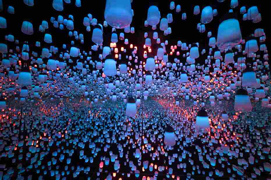 Ethereal Lantern Light Installation
