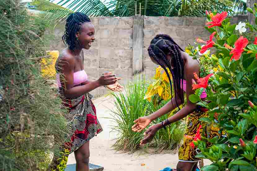 Tropical Garden Girls' Joy Tropical Garden Girls' Joy