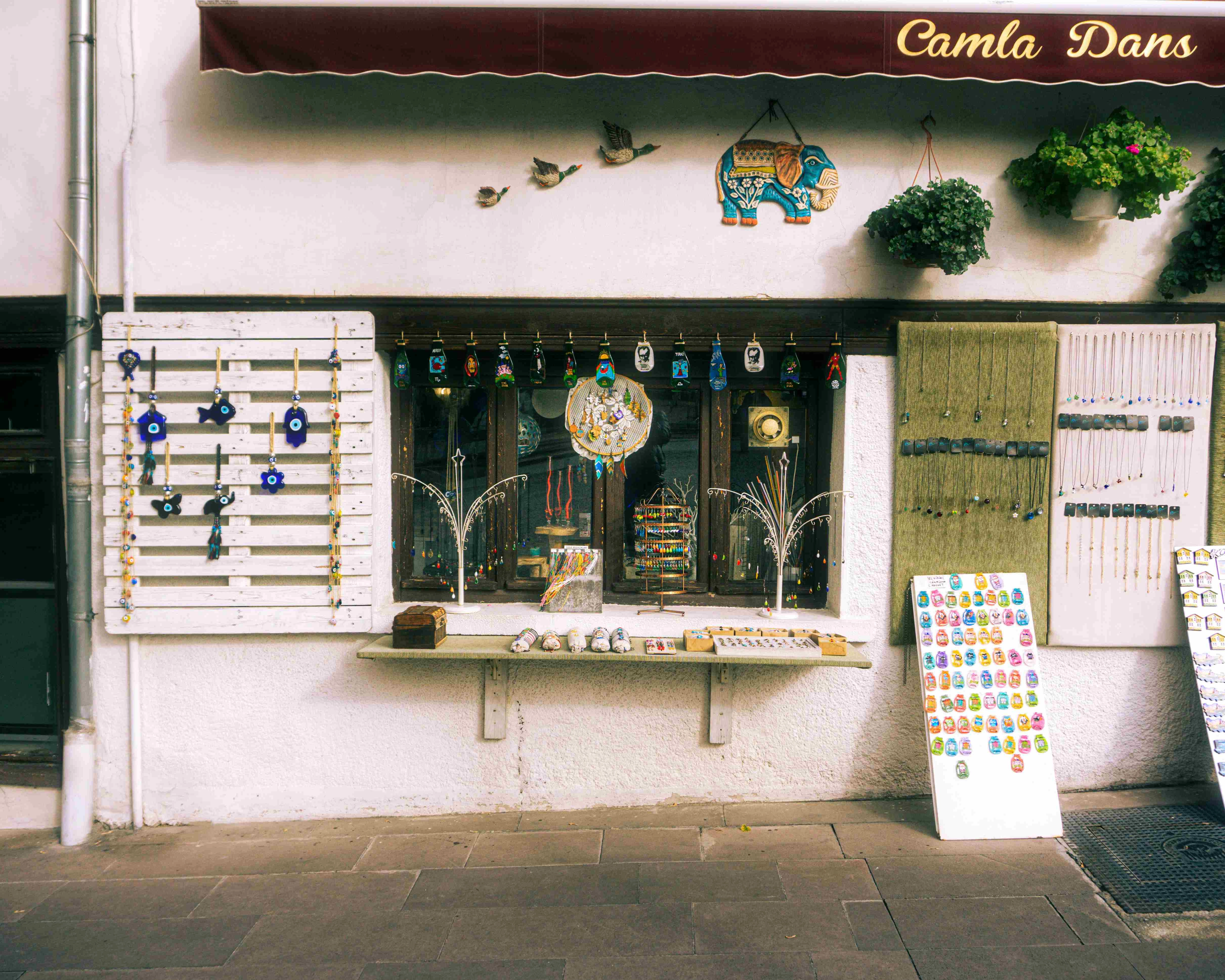 Bohemian Jewelry Shop Display Bohemian Jewelry Shop Display
